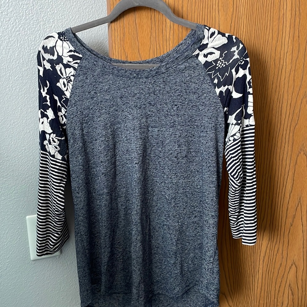24/7 Medium blue shirt